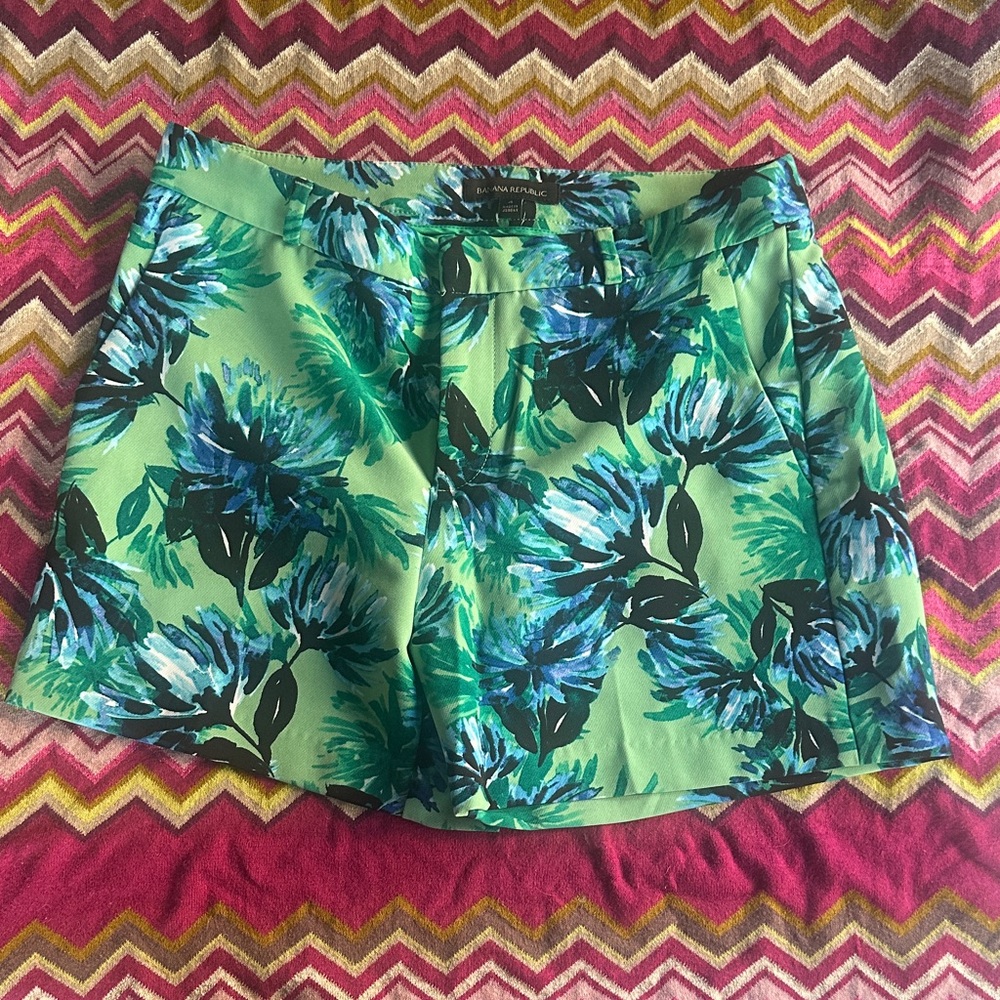 Banana Republic Green Floral High Waist Shorts